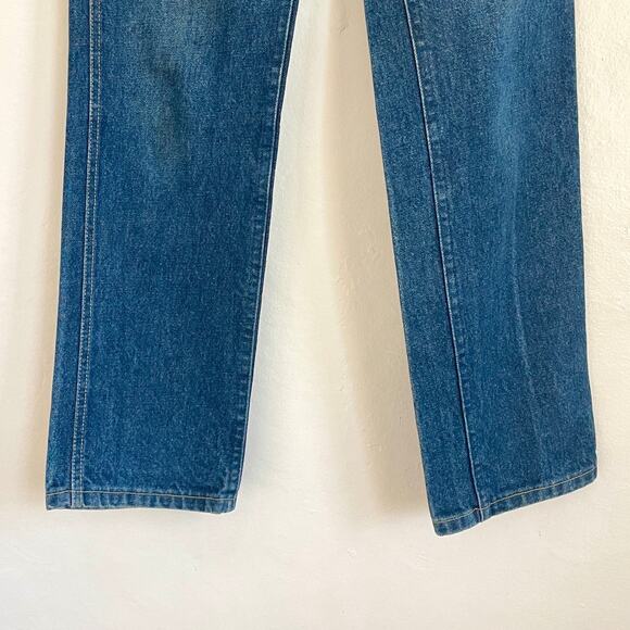 Lee – Vintage Custom Embroidered Straight Leg Jeans - Picture 8 of 8